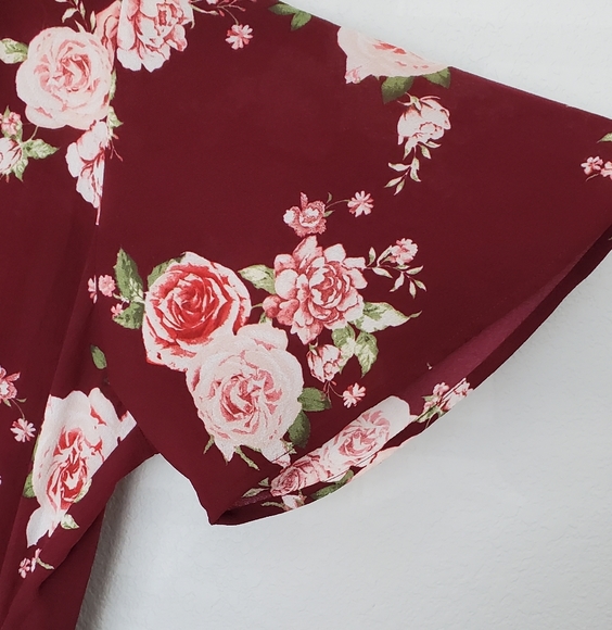 Burgundy Floral Monteau dress - Picture 5 of 6